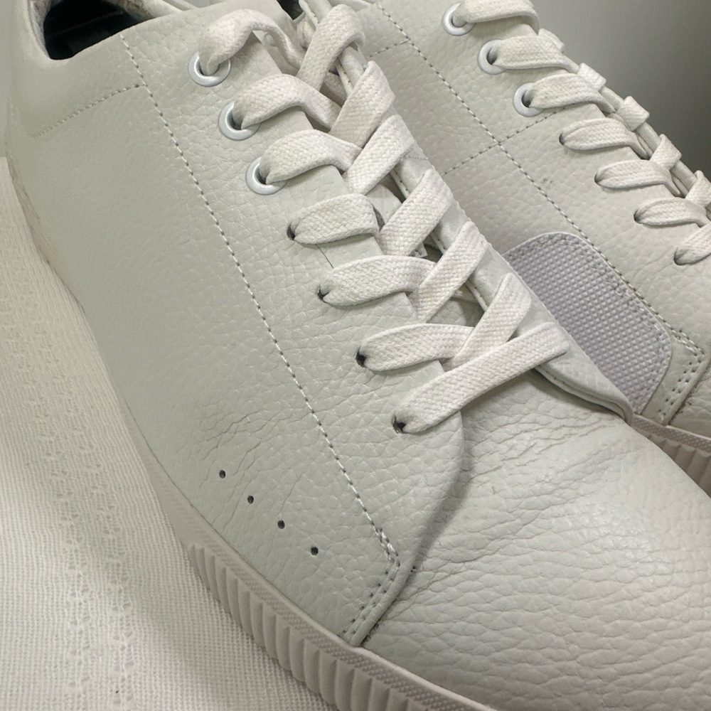 Hugo Low Top Leather Sneakers - Picture 5 of 7